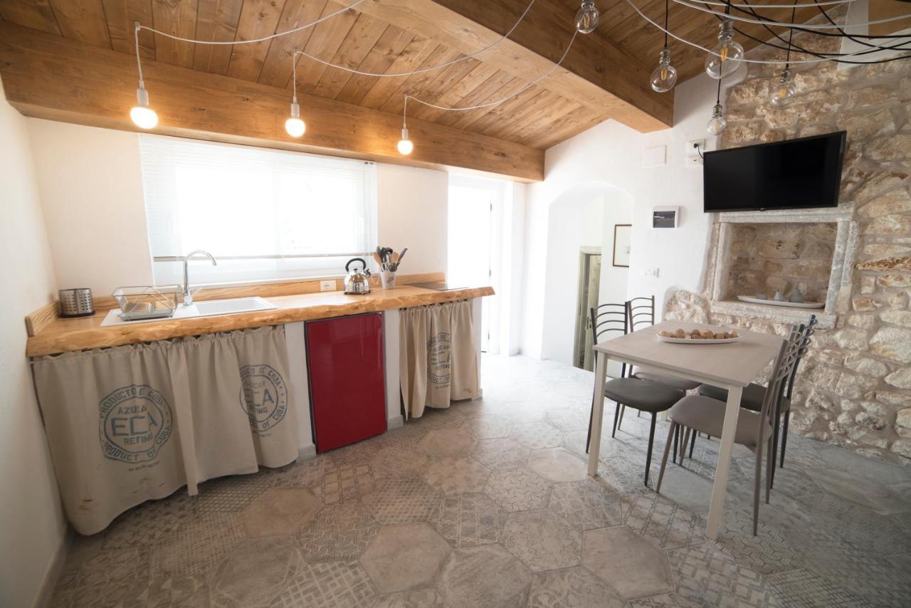 Aria Di Vico Aparthotel Вико-дель-Гаргано Экстерьер фото