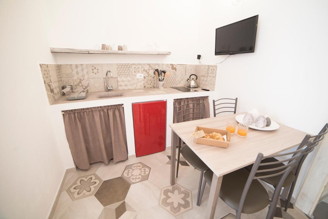 Aria Di Vico Aparthotel Вико-дель-Гаргано Экстерьер фото