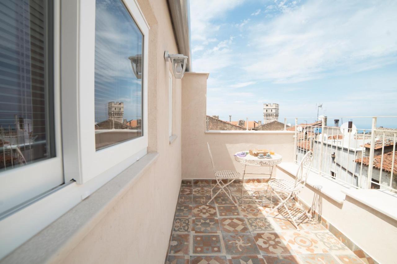 Aria Di Vico Aparthotel Вико-дель-Гаргано Экстерьер фото