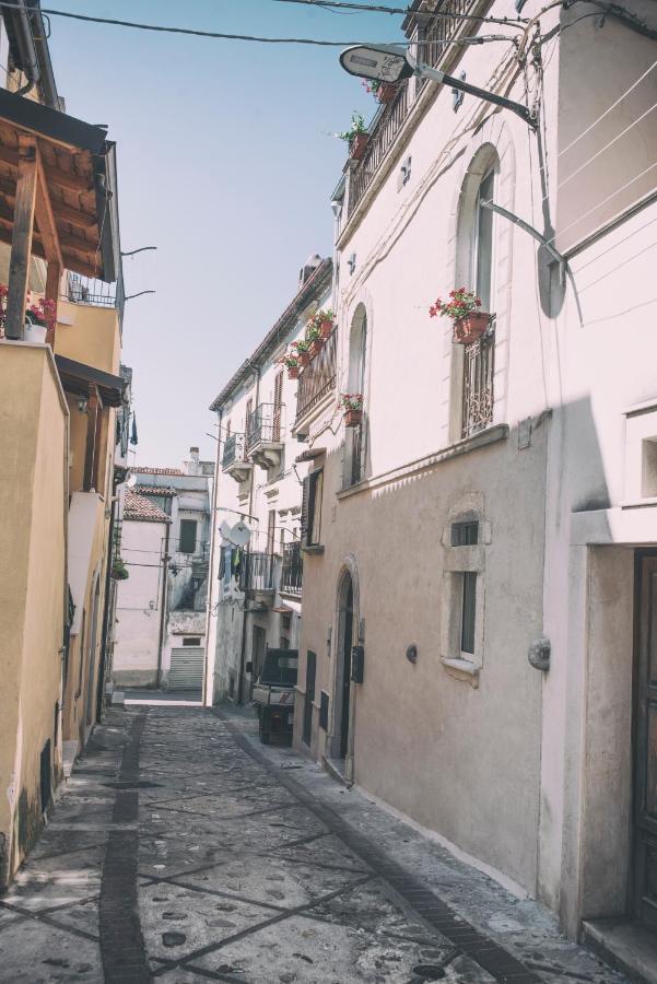 Aria Di Vico Aparthotel Вико-дель-Гаргано Экстерьер фото